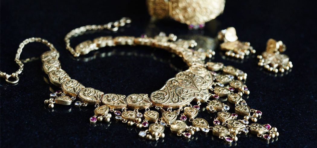 Bridal jewelry for traditional Indian wedding in Philadelphia, PA - Event Planner